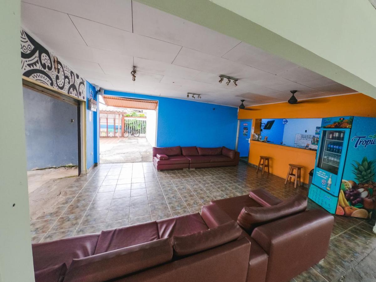 Hostel De Haan Jacó Εξωτερικό φωτογραφία
